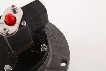 Wie installiere und betreibe ich Starmachinechina Dust Collector Magnetventil?